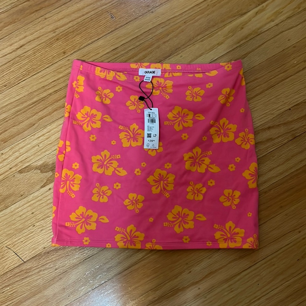 Garage tropical pink and orange fitted skirt